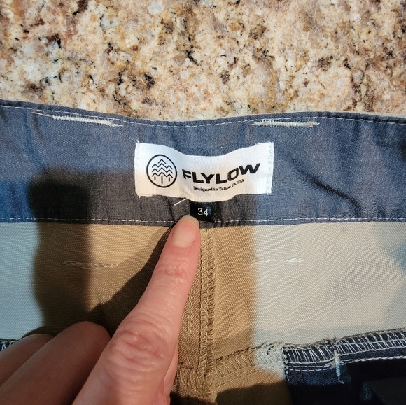 Flylow Gear Trailworks Pant Men's in Tan Men's 34X32 Outdoor Workwear NWOT - Picture 4 of 12